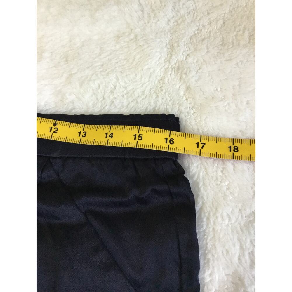 LOFT Comfy Satin Shorts - Picture 9 of 13
